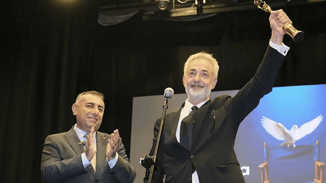 Adana Altın Koza Film Festivali’nde Onur Ödülleri Sahiplerini Buldu Adana Altın Koza Film Festivali’nde Onur Ödülleri Sahiplerini Buldu