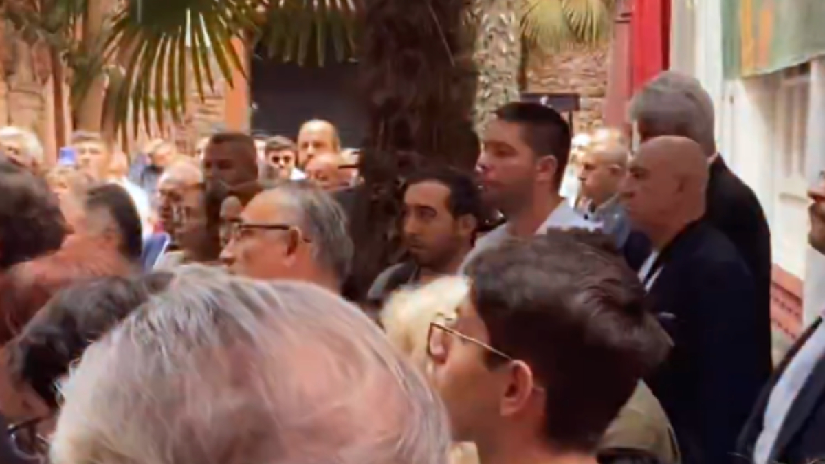 Türk Ortodoks Patrikhanesi’nin 103. yılında İzmir Marşı Türk Ortodoks Patrikhanesi’nin 103. yılında İzmir Marşı