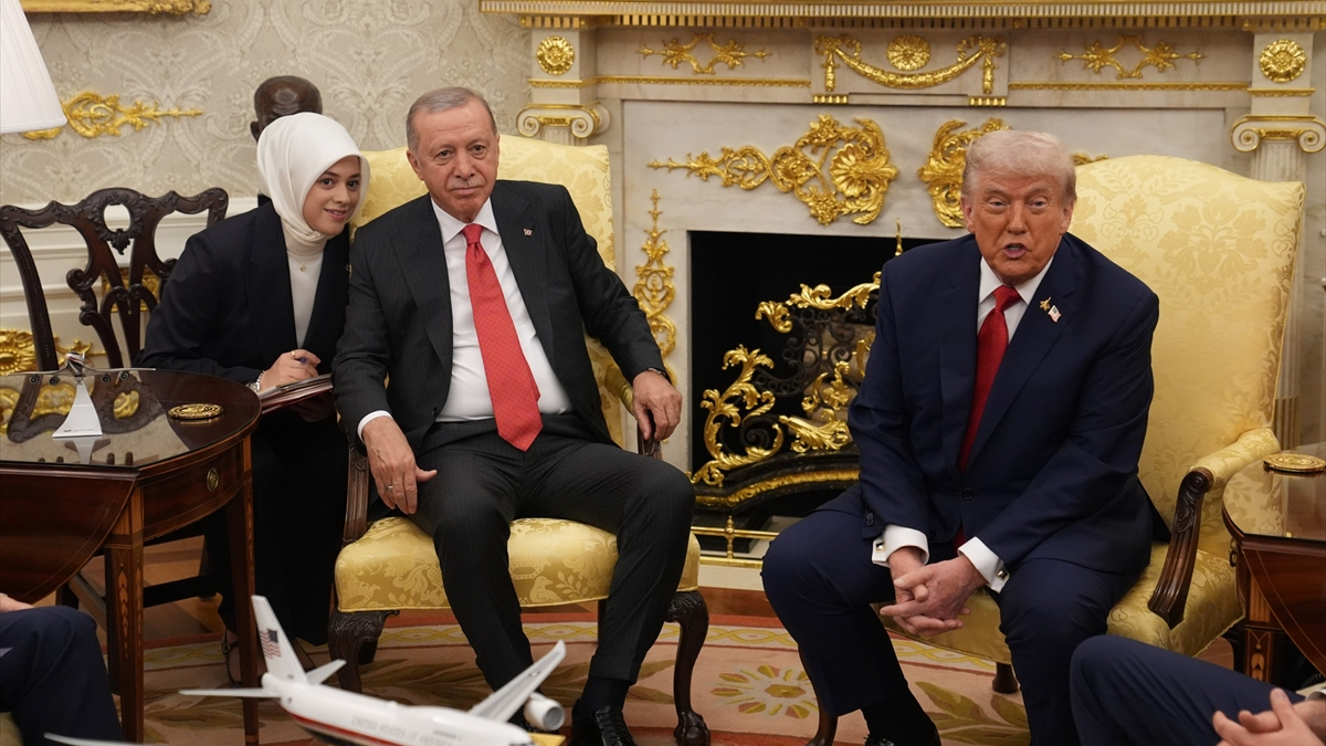 Cumhurbaşkanı Erdoğan ile Donald Trump görüşmesi Yunan basınında Cumhurbaşkanı Erdoğan ile Donald Trump görüşmesi Yunan basınında