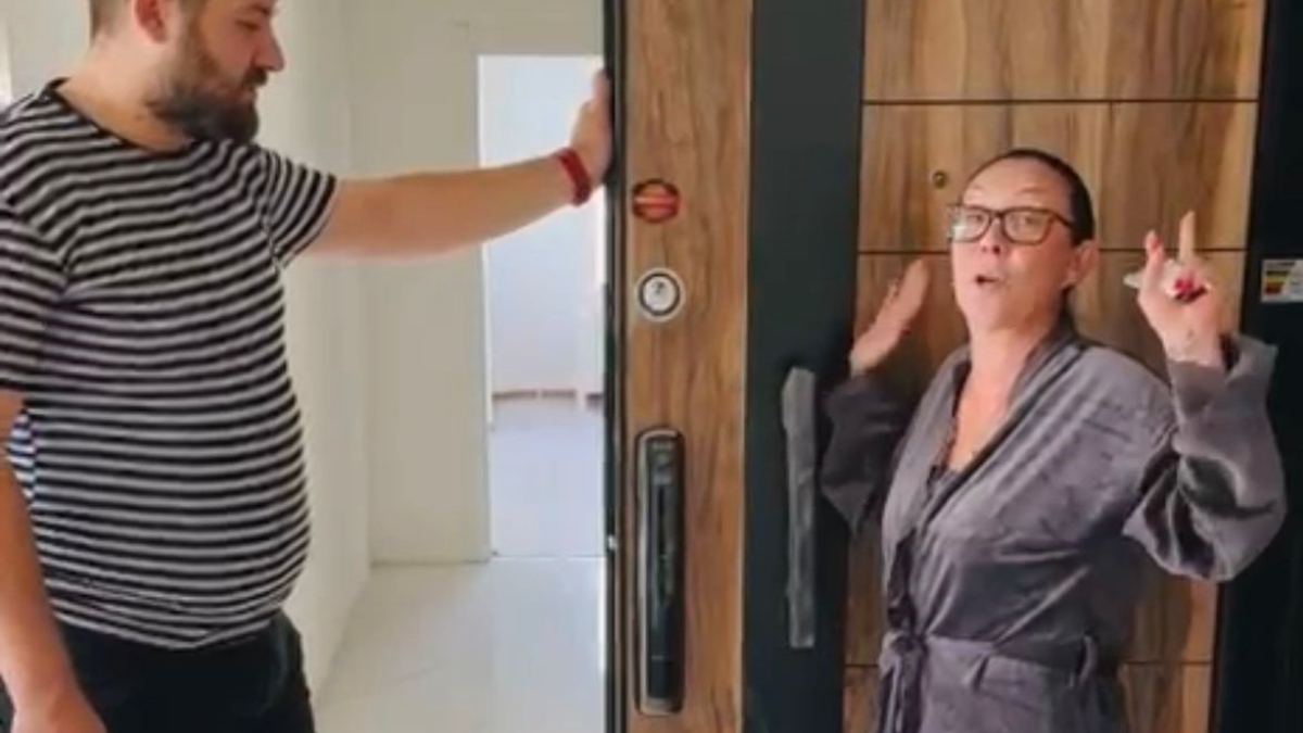 Hayatını kaybeden Güllü’nün son görüntüleri ortaya çıktı Hayatını kaybeden Güllü’nün son görüntüleri ortaya çıktı