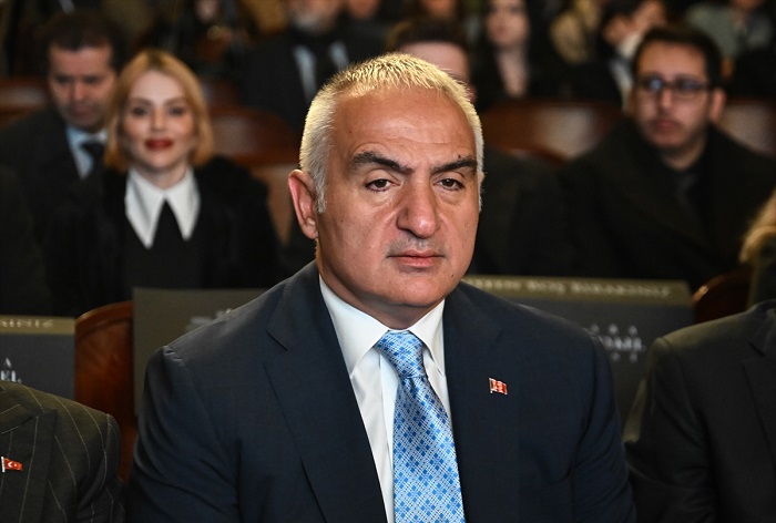 Bakan Ersoy’dan Dünya Turizm Günü Mesajı: Liderlik İçin Kararlıyız! Bakan Ersoy’dan Dünya Turizm Günü Mesajı: Liderlik İçin Kararlıyız!
