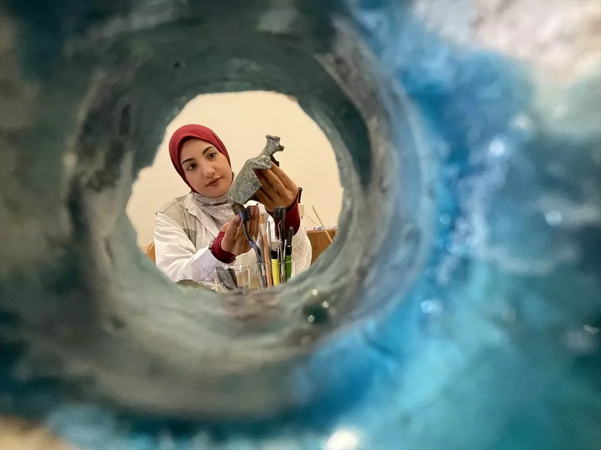 Kars’taki Ani Ören Yeri’nde Kadınlardan Tarihi Aydınlatan Kazılar Kars’taki Ani Ören Yeri’nde Kadınlardan Tarihi Aydınlatan Kazılar