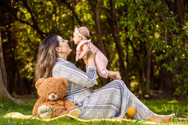 Çocukların Sorduğu Zor Sorulara Nasıl Cevap Verilmeli? Çocukların Sorduğu Zor Sorulara Nasıl Cevap Verilmeli?