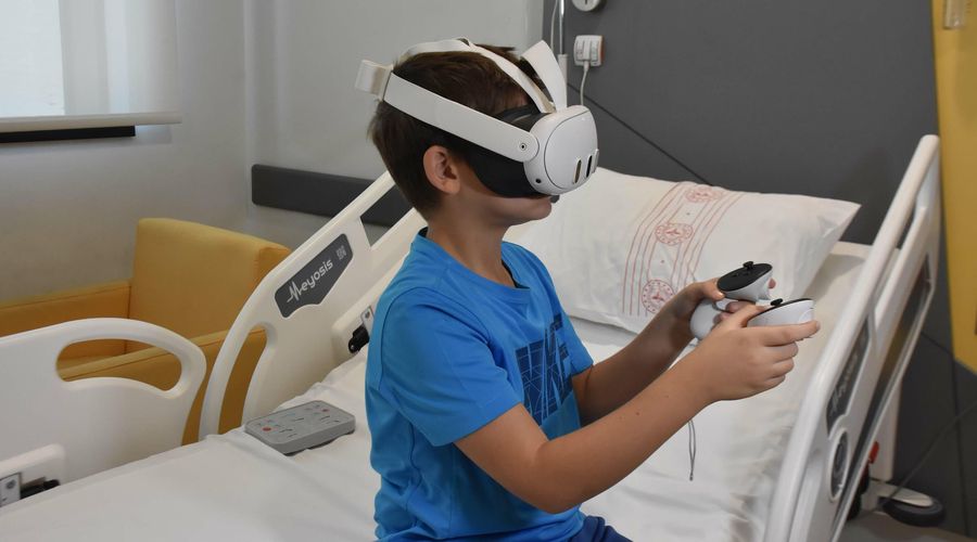 Küçük kalpler, sanal gerçeklikle korkularını yeniyor Küçük kalpler, sanal gerçeklikle korkularını yeniyor