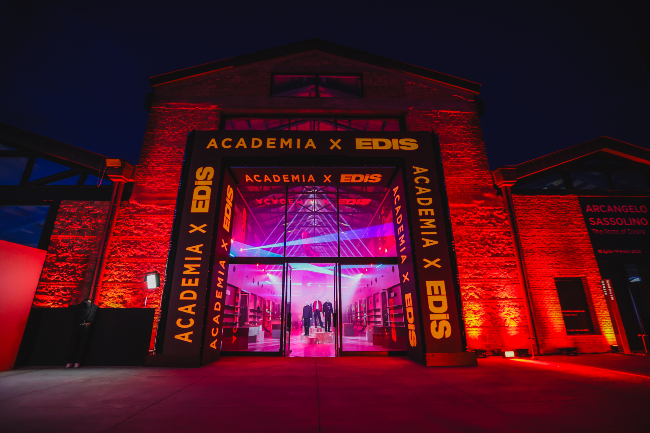 Academia X Edis Koleksiyonu Beymen Tersane’de Düzenlenen Özel Partiyle Tanıtıldı Academia X Edis Koleksiyonu Beymen Tersane’de Düzenlenen Özel Partiyle Tanıtıldı