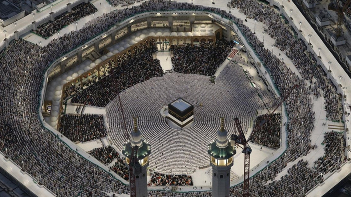 Türkiye’de 1,6 milyondan fazla kişi hac kaydını yeniledi Türkiye’de 1,6 milyondan fazla kişi hac kaydını yeniledi