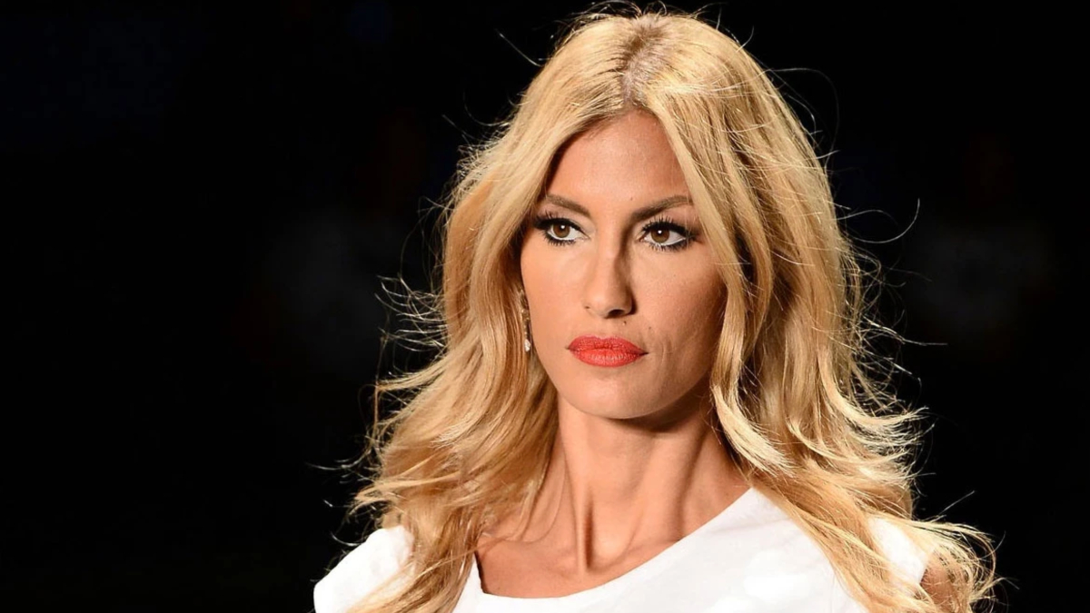 Çağla Şıkel’den gündem olan yeni paylaşım! Yine kahvaltı tabağını gösterdi Çağla Şıkel’den gündem olan yeni paylaşım! Yine kahvaltı tabağını gösterdi