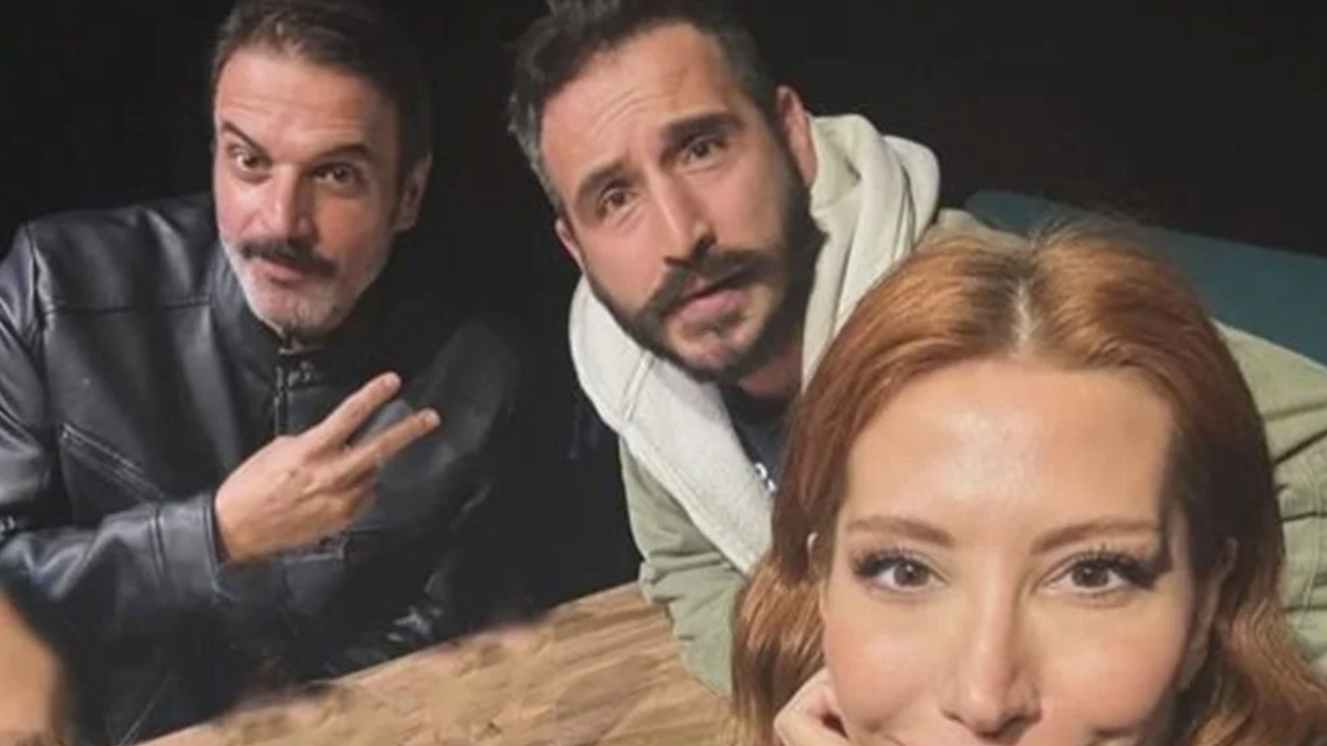 Günler sonra ilk fotoğraf! Ufuk Özkan sahnelere döndü Günler sonra ilk fotoğraf! Ufuk Özkan sahnelere döndü