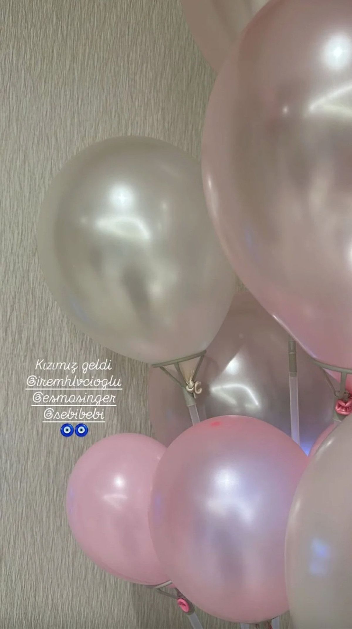 Oyuncu İrem Helvacıoğlu anne oldu! Oyuncu İrem Helvacıoğlu anne oldu!