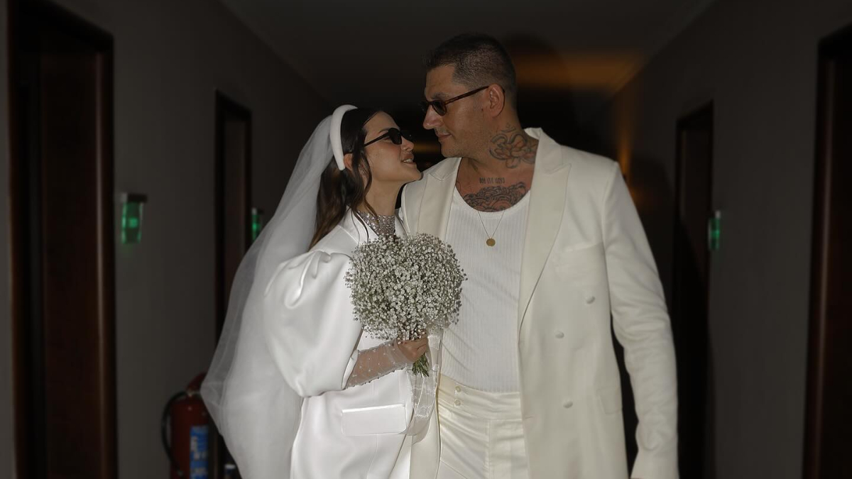 Eşi ve bebeği ölümden dönmüştü! İrem Helvacıoğlu’nun eşi hastane odasından isyan etti Eşi ve bebeği ölümden dönmüştü! İrem Helvacıoğlu’nun eşi hastane odasından isyan etti