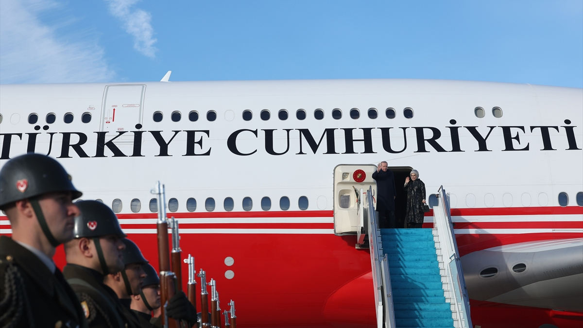 Cumhurbaşkanı Erdoğan: Kıbrıs Türkü’nün iradesi bizim için çok saygındır Cumhurbaşkanı Erdoğan: Kıbrıs Türkü’nün iradesi bizim için çok saygındır