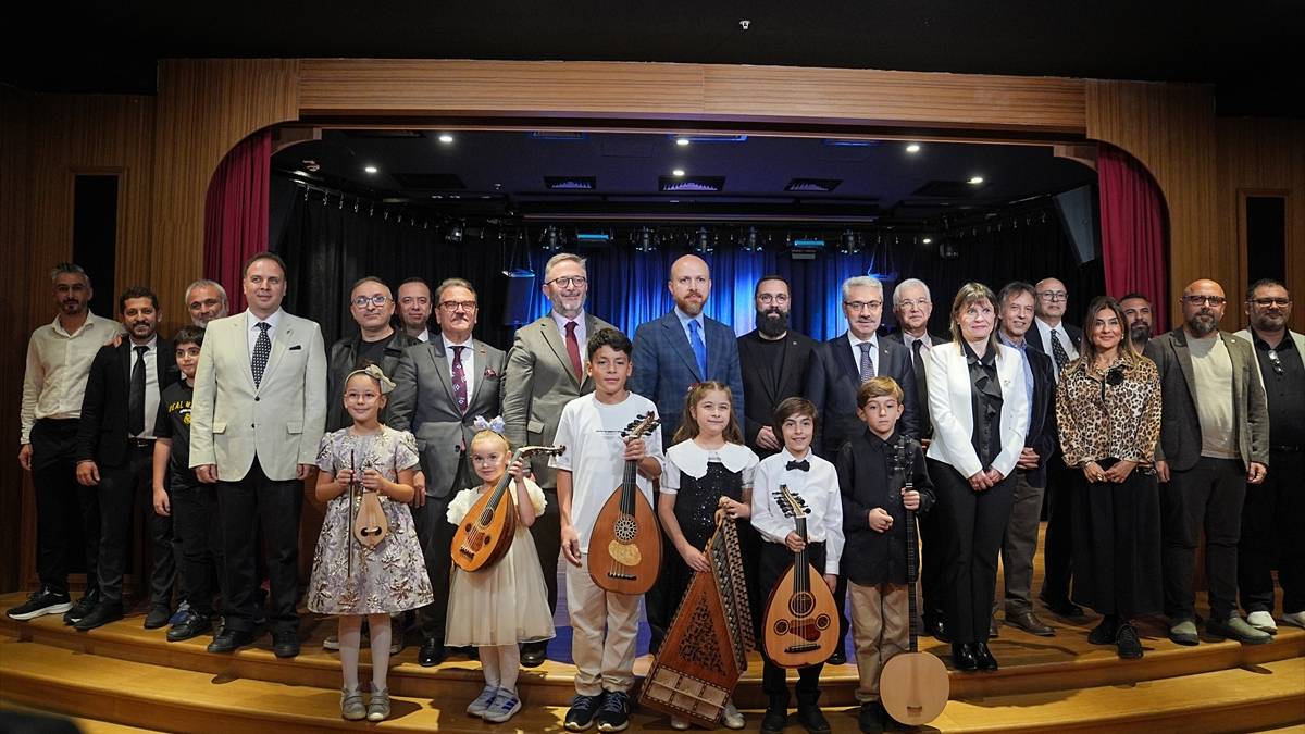 “Türk Müziği Müzesi”nin açılış töreni gerçekleştirildi – Ensonhaber “Türk Müziği Müzesi”nin açılış töreni gerçekleştirildi – Ensonhaber