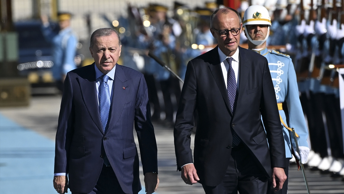 Almanya Başbakanı Friedrich Merz Ankara’da resmi törenle karşılandı Almanya Başbakanı Friedrich Merz Ankara’da resmi törenle karşılandı