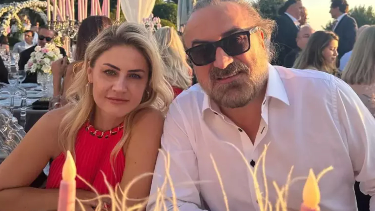 Volkan Konak’ın eşi Selma Konak’tan duygulandıran paylaşım: “Kavuşmaların en ağırı” Volkan Konak’ın eşi Selma Konak’tan duygulandıran paylaşım: “Kavuşmaların en ağırı”