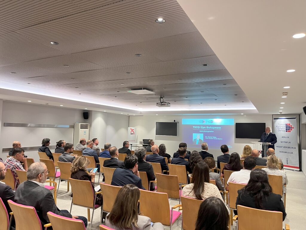 TKYD Kurumsal Yönetim Yolculuğuna Rehberlik Edecek TKYD Kurumsal Yönetim Yolculuğuna Rehberlik Edecek