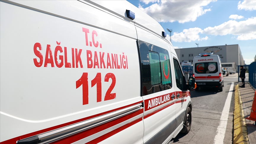 Ambulansa yol vermeyene 46 bin lira ceza geliyor Ambulansa yol vermeyene 46 bin lira ceza geliyor