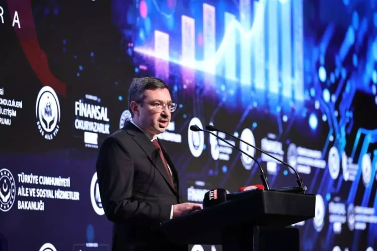 SPK Başkanı Gönül: Kadınların Finansal Okuryazarlığı Öncelikli Hedefimiz SPK Başkanı Gönül: Kadınların Finansal Okuryazarlığı Öncelikli Hedefimiz