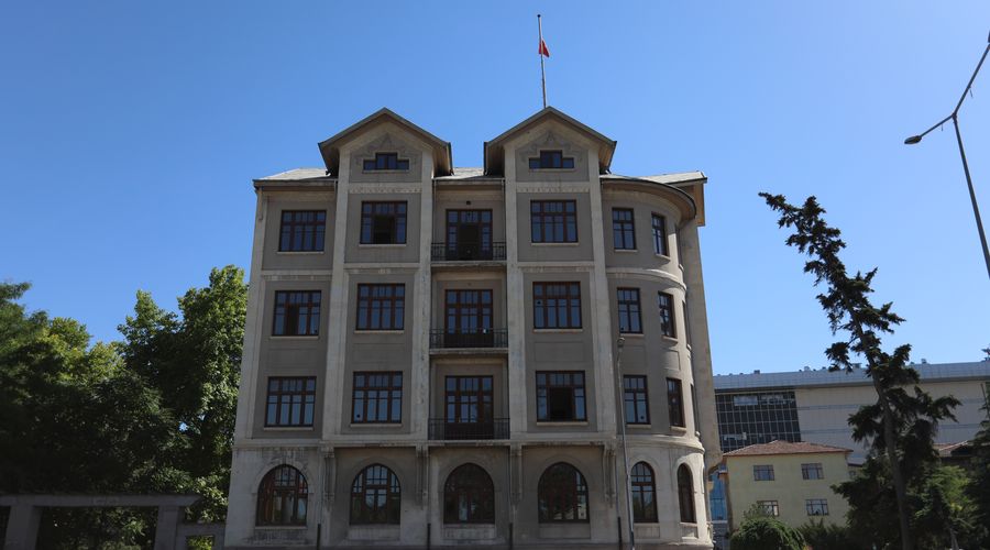 17 tıp fakültesine kilit 17 tıp fakültesine kilit