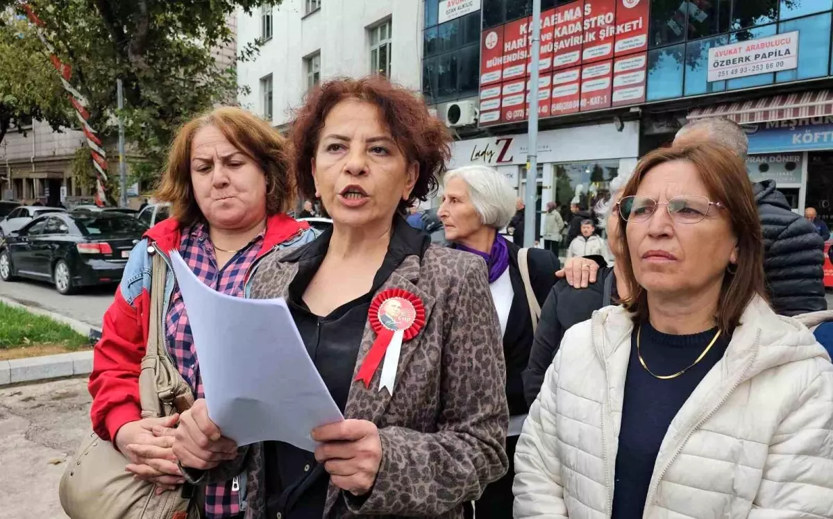 CHP Zonguldak Kadın Kolları’ndan İstifa CHP Zonguldak Kadın Kolları’ndan İstifa