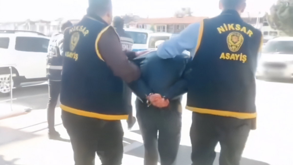 23 ilde dolandırıcılara operasyon: 64 şüpheli yakalandı 23 ilde dolandırıcılara operasyon: 64 şüpheli yakalandı