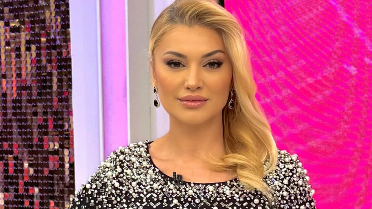 Songül Karlı, Makyajsız Haliyle Takipçilerini Şaşırttı Songül Karlı, Makyajsız Haliyle Takipçilerini Şaşırttı