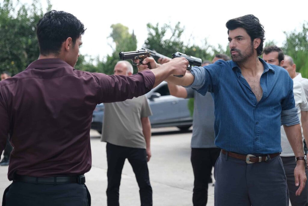 Bereketli Topraklar 1. Bölümde Ömer Bereketoğlu… Bereketli Topraklar 1. Bölümde Ömer Bereketoğlu…