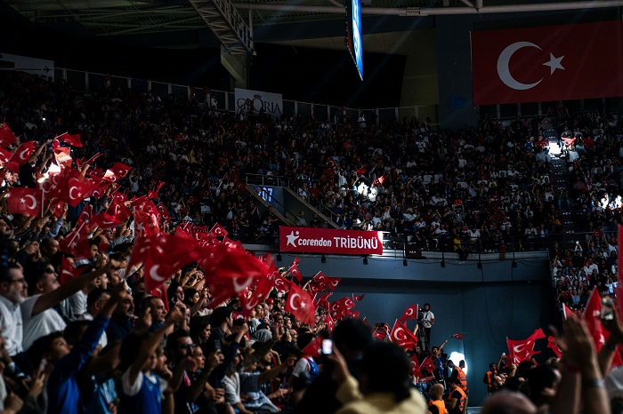 Anadolu Efes ve FC Bayern Munich Antalya’da Karşılaştı Anadolu Efes ve FC Bayern Munich Antalya’da Karşılaştı