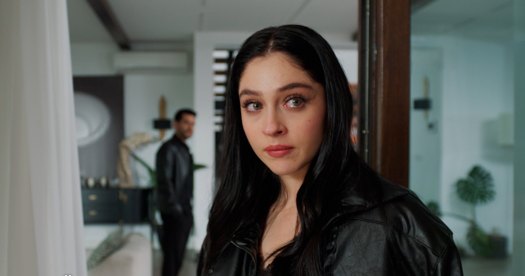 Güller ve Günahlar’ın Yeni Bölümünde Gerilim Artıyor Güller ve Günahlar’ın Yeni Bölümünde Gerilim Artıyor