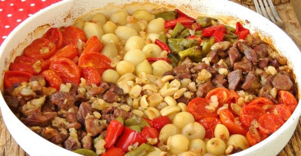 Eli Böğründe: Kahramanmaraş’ın Lezzetli Fırın Yemeği Eli Böğründe: Kahramanmaraş’ın Lezzetli Fırın Yemeği