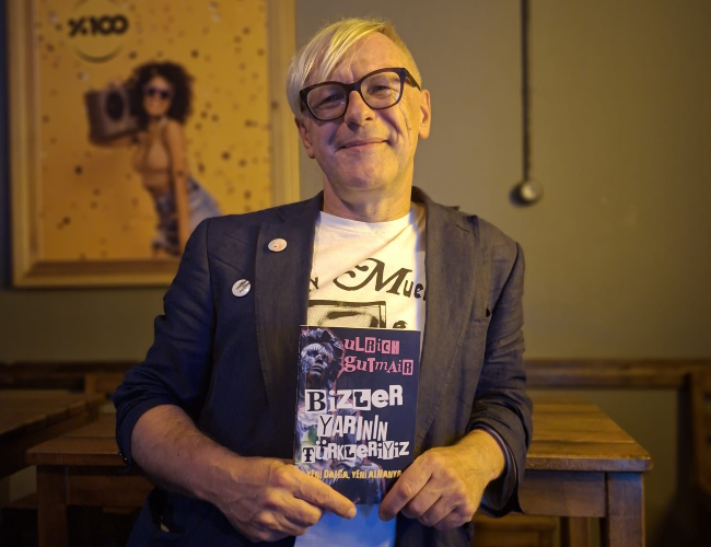 Ulrich Gutmair ile Punk, Kimlik ve Özgürlük Üzerine Ulrich Gutmair ile Punk, Kimlik ve Özgürlük Üzerine