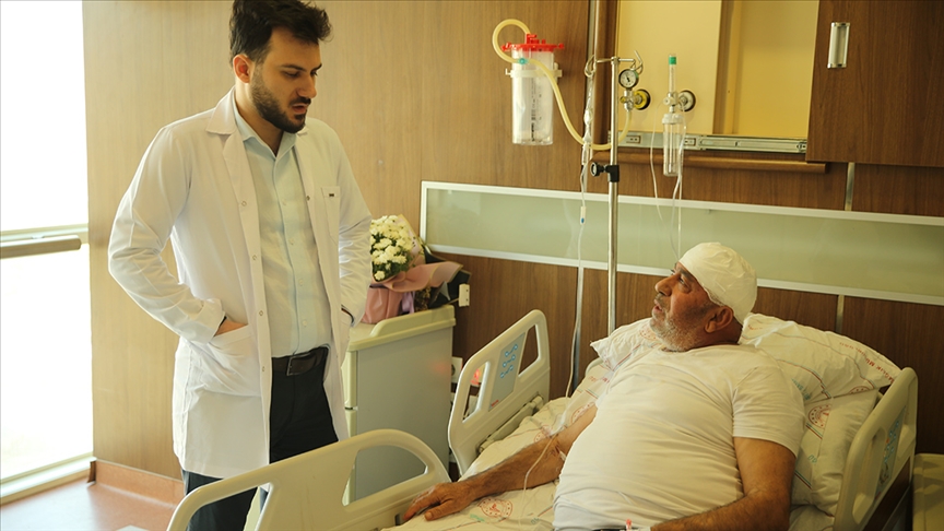 Kalp Krizi Şüphesiyle Gittiği Hastanede Tümör Tespit Edildi Kalp Krizi Şüphesiyle Gittiği Hastanede Tümör Tespit Edildi